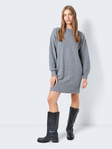 Noisy may Knitted dress 'FRIVA' in Grey