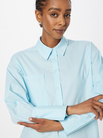 A-VIEW Blouse 'Sofie' in Blauw