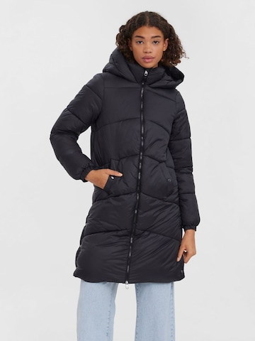 VERO MODA Winter Coat in Black: front