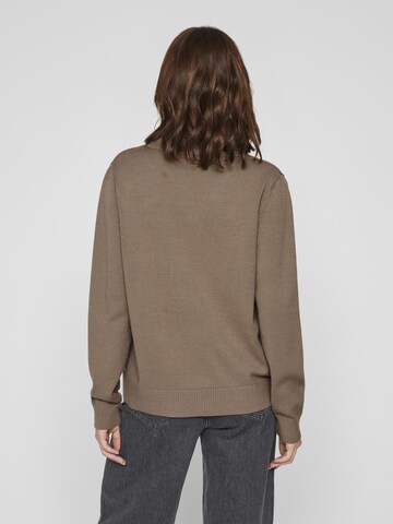 VILA Sweater in Brown