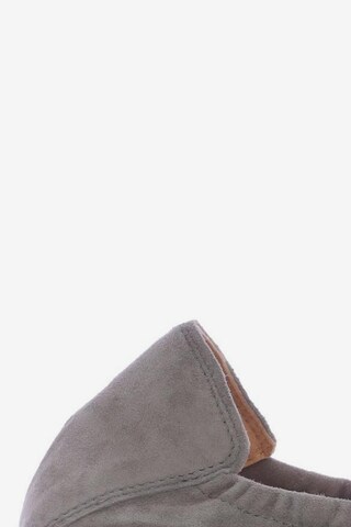THINK! Flats & Loafers in 39 in Grey