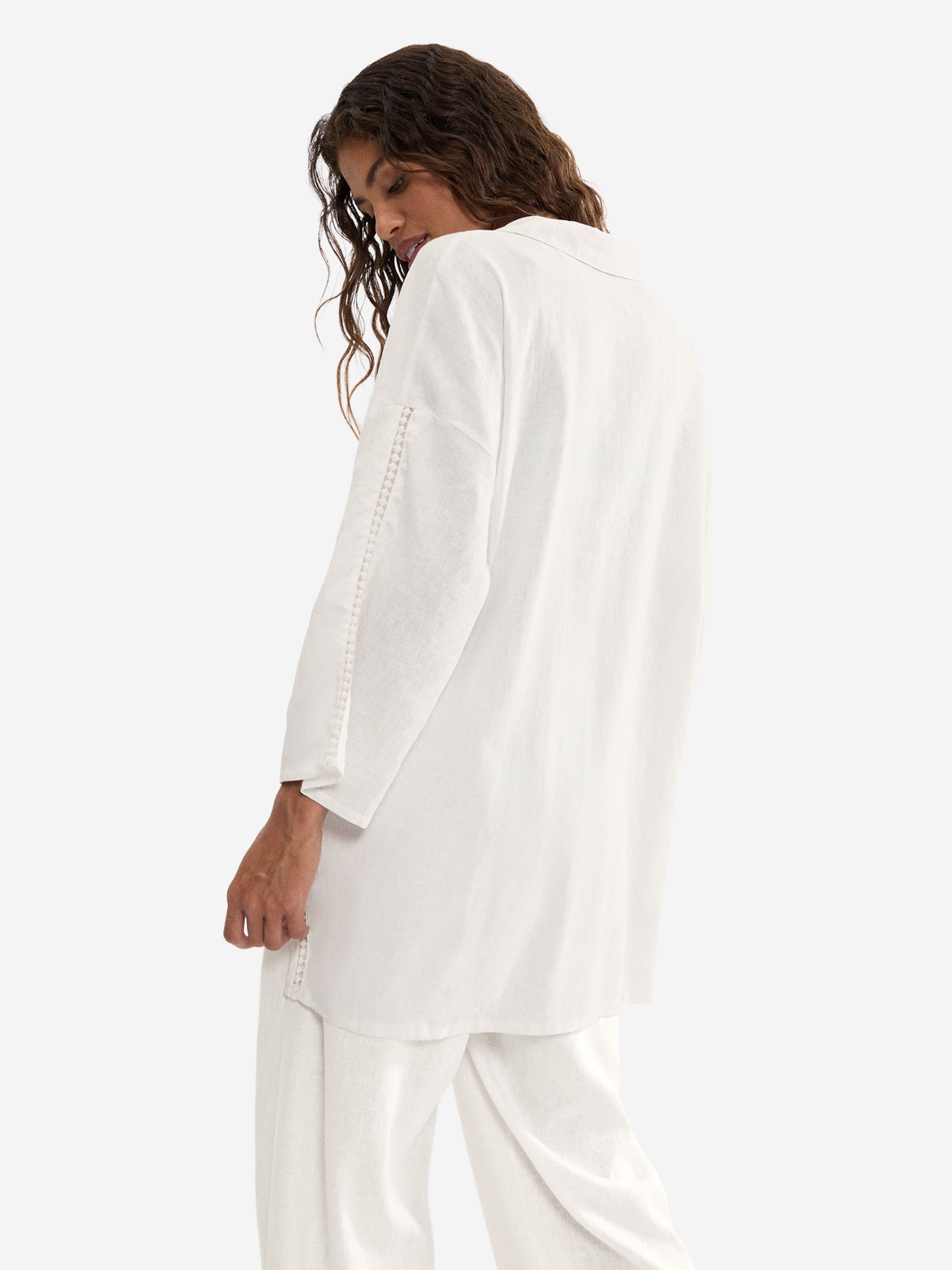 TRIUMPH Beach-Hemd ' Red Label Summer Wear ' in Weiß