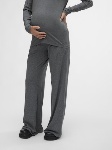 MAMALICIOUS Wide leg Pants 'Gio' in Grey: front