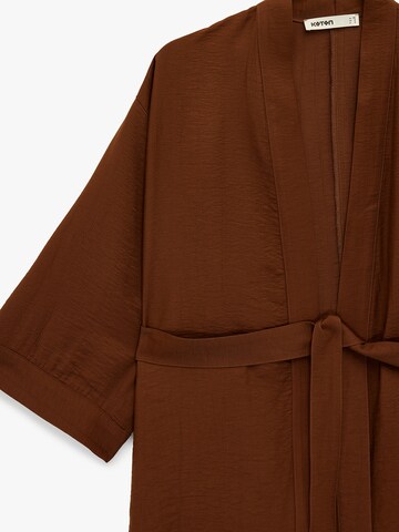 Koton Kimono in Bronze