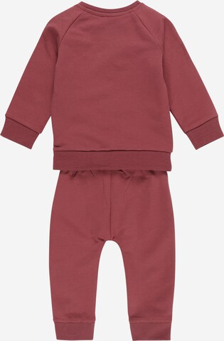 Guppy Sweatsuit in Red