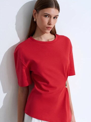 Maglietta di Dilvin in rosso