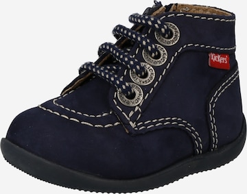 Kickers Wandelschoen in Blauw: voorkant