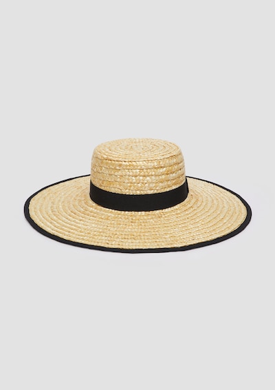 COMMA Chapeaux en cappuccino / noir, Vue avec produit