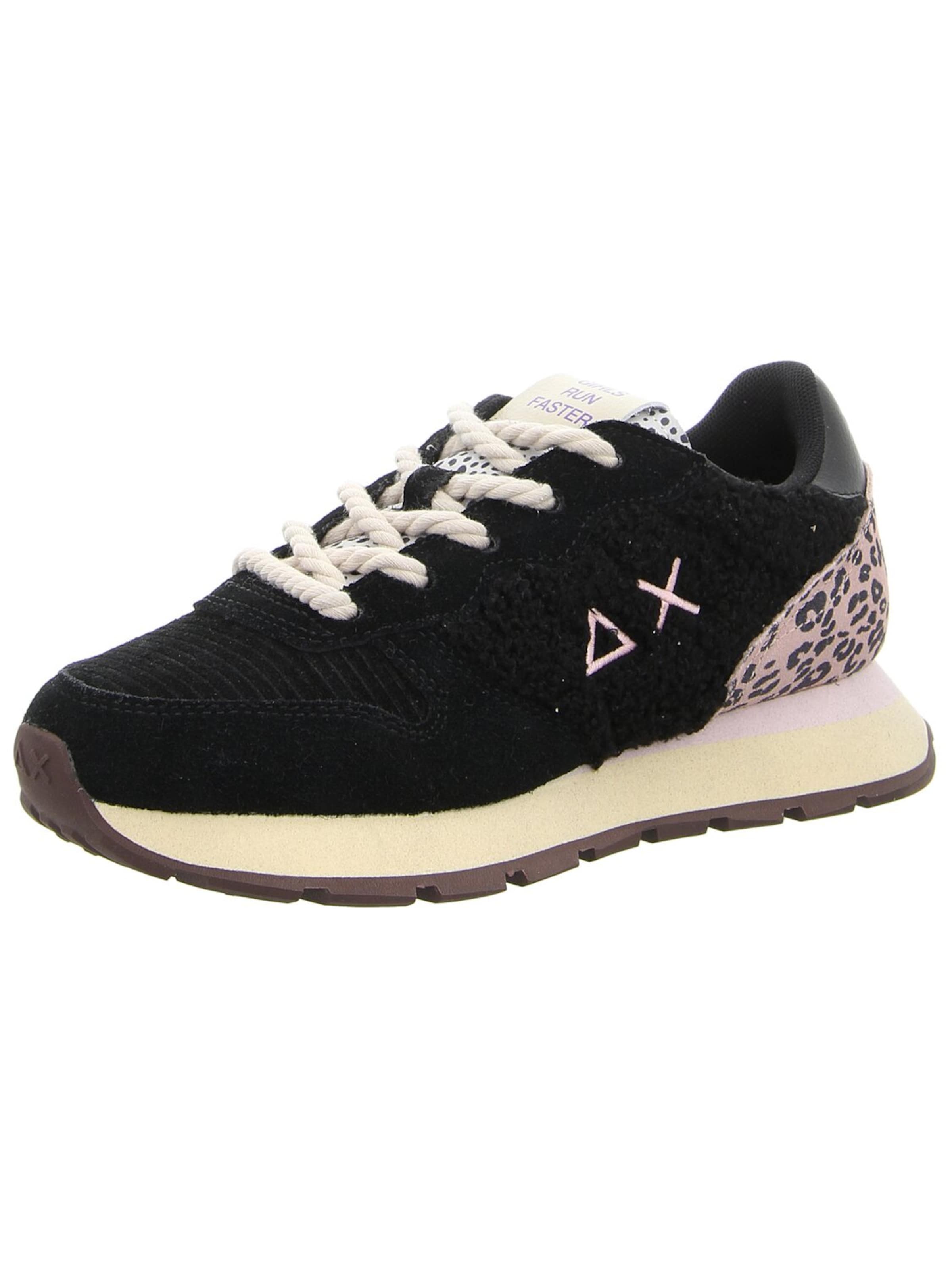 SUN68 Athletic Lace-Up Shoes in White: front