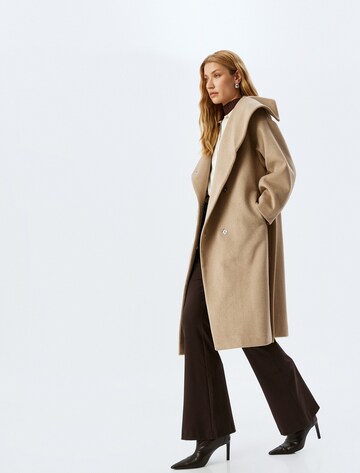 Koton Mantel in Beige