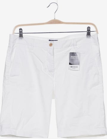 GANT Shorts in XL in White: front