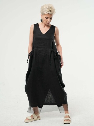 Robe d’été Metamorphoza en noir