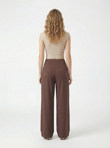 Wide Leg Pantalon à pince 'Suzi' studioselect en marron