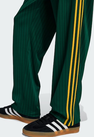 Loosefit Pantalon 'Firebird' ADIDAS ORIGINALS en vert