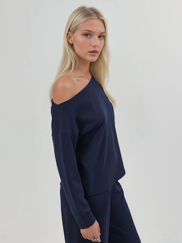 Busem - Sweatshirt em azul