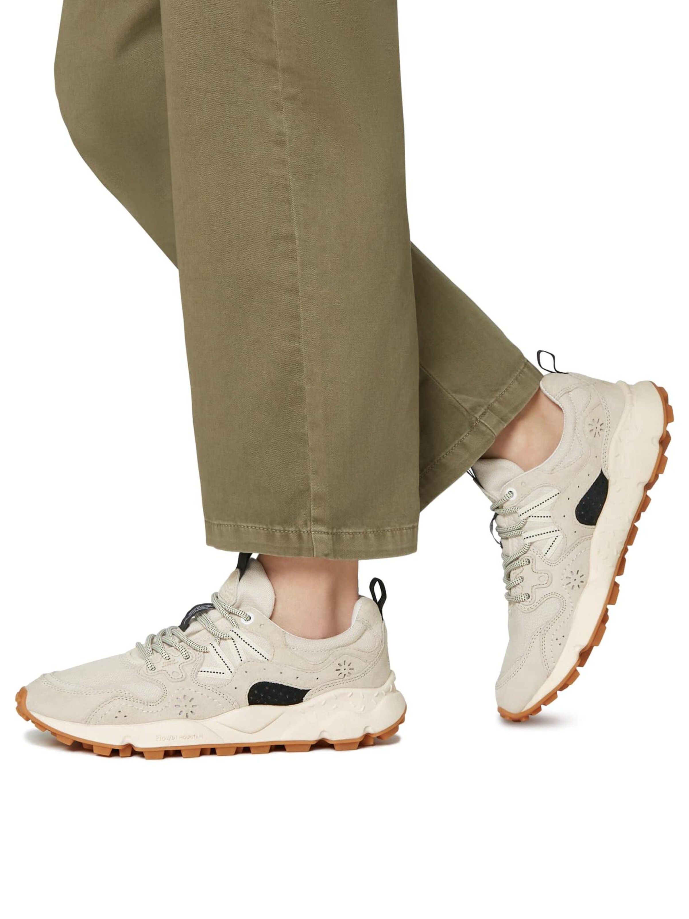 Flower Mountain Sneaker low 'YAMANO 3 UNI'‌‌‌ in Beige: Vorderseite