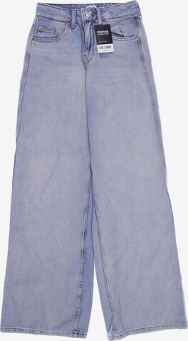 BDG Urban Outfitters Jeans in 24 in Blue: front