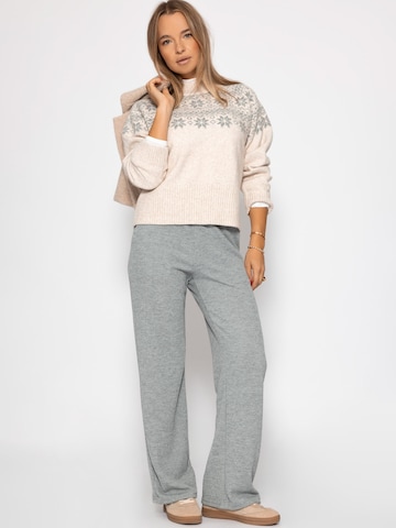 SASSYCLASSY Sweater in Beige