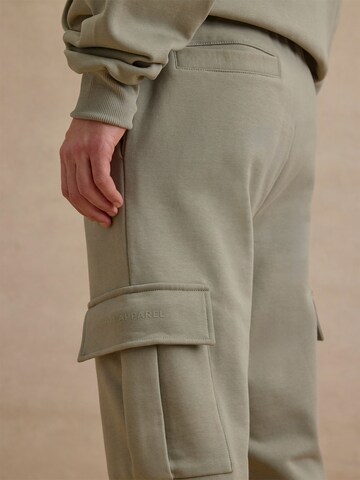 Tapered Pantaloni cargo 'Taylor' di DAN FOX APPAREL in verde
