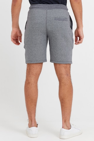 !Solid Regular Pants 'Nafko' in Grey