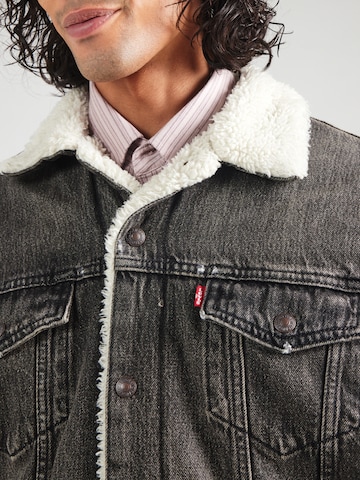 LEVI'S ® Демисезонная куртка в Серый