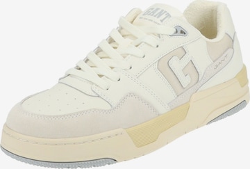 Baskets basses GANT en blanc : devant