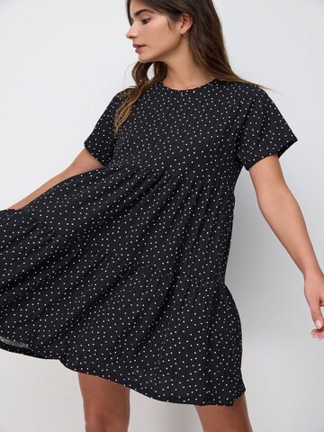 Robe No Matter What en noir