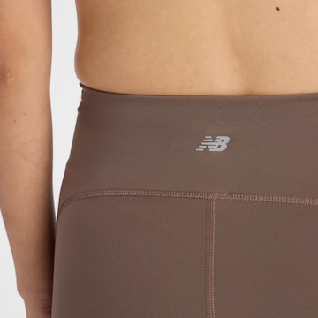 new balance - Skinny Pantalón deportivo 'Sleek' en marrón