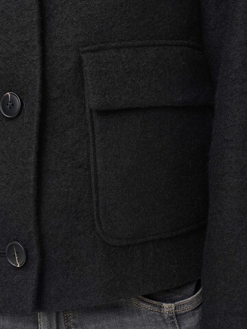 Fuchs Schmitt Winter Jacket 'Wolljacke Salerno' in Black