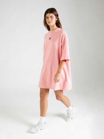 Robe oversize Tommy Jeans en rose : devant