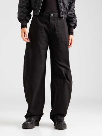 Loosefit Pantalon cargo 'Field' ALPHA INDUSTRIES en noir : devant