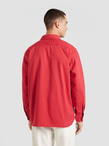 LEVI'S ® - Comfort Fit Camisa 'CLASSIC WORKER' em vermelho