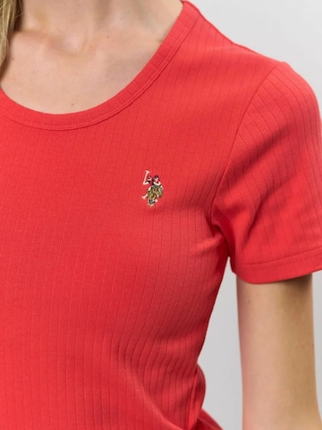 U.S. POLO ASSN. Top ' Carola ' – červená