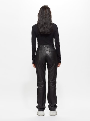 Young Poets Regular Trousers 'Kara' in Black