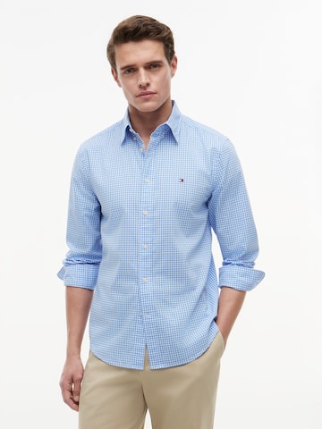 Regular fit Camicia di TOMMY HILFIGER in blu: frontale