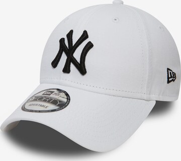 NEW ERA Hat 'LEAGUE ESSENTIAL 940 NEYYAN' in White: front