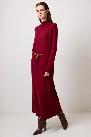 Robes en maille Touche Prive en rouge
