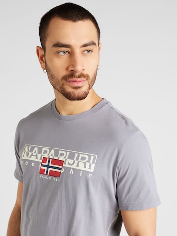 NAPAPIJRI Bluser & t-shirts 'S-AYLMER' i grå