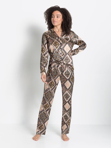 LASCANA Pajama in Mixed colors: front