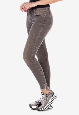 CIPO & BAXX Skinny Jeans 'WD355' in Braun