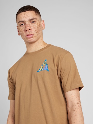 HUF T-Shirt 'NO-FI' in Braun