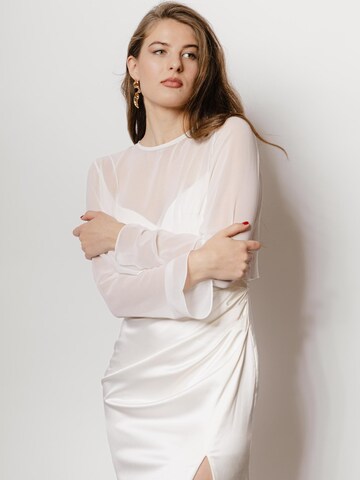 White Cherry Hamburg Blouse 'Bridal' in White