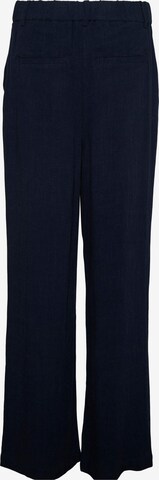 Regular Pantaloni cutați 'VERA' de la VERO MODA pe albastru