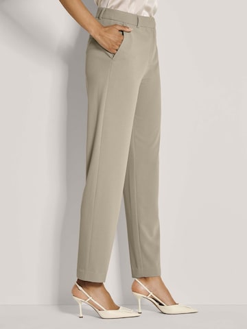 Effilé Pantalon MADELEINE en gris