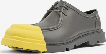 Scarpa stringata 'Junction' di CAMPER in grigio: frontale