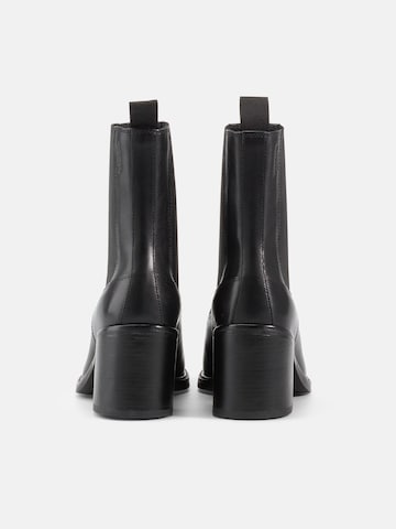 VAGABOND SHOEMAKERS Chelsea čižmy 'MERYL' - Čierna