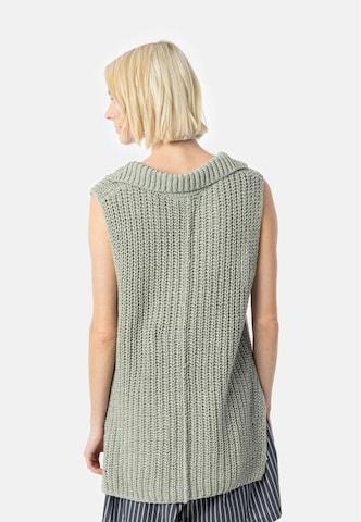 Pullover di Elias Rumelis in verde