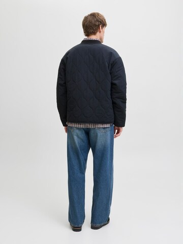 JACK & JONES Jacke in Schwarz