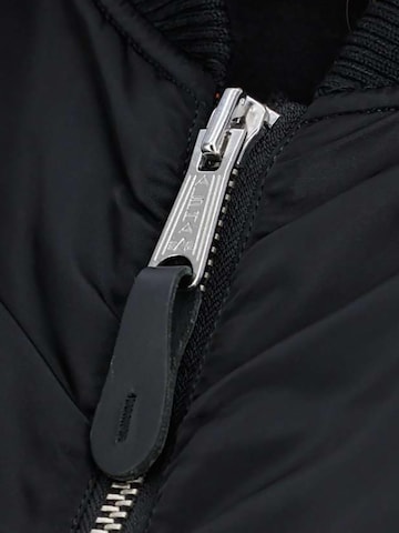 ALPHA INDUSTRIES Jacke 'CWU MA-1' in Schwarz