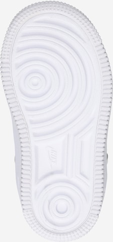 Nike Sportswear - Sapatilhas 'Force 1 Mid EasyOn' em branco